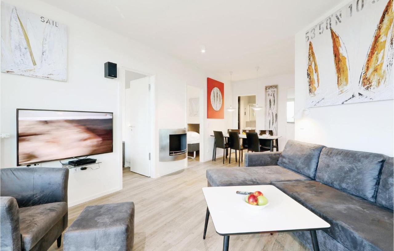 3 Bedroom Cozy In Travemuende Apartment *